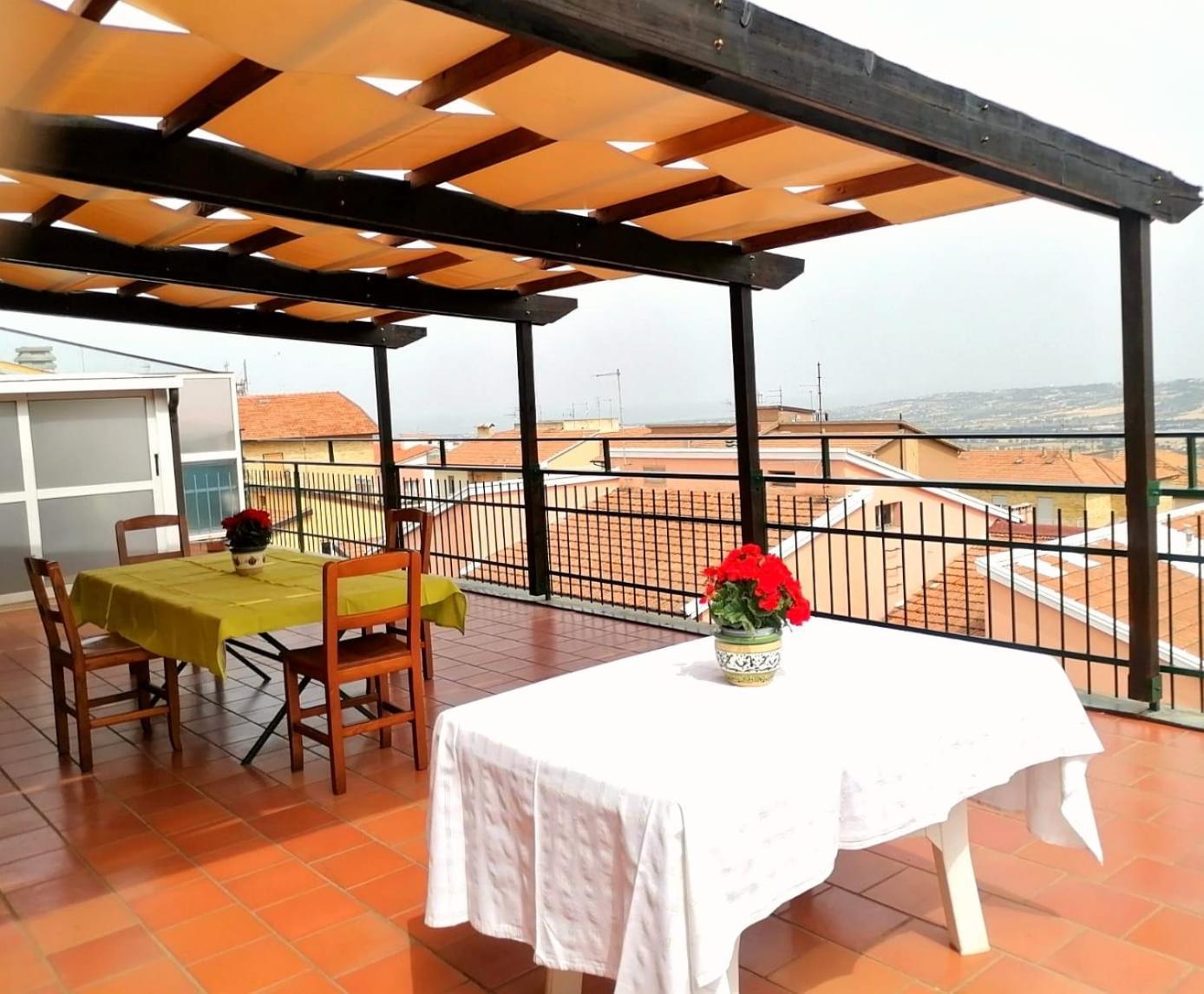 La Casa Di Athena Apartman Recanati Kültér fotó